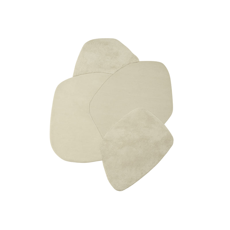 AYTM - Mola Teppich | 140 x 195 cm / cream