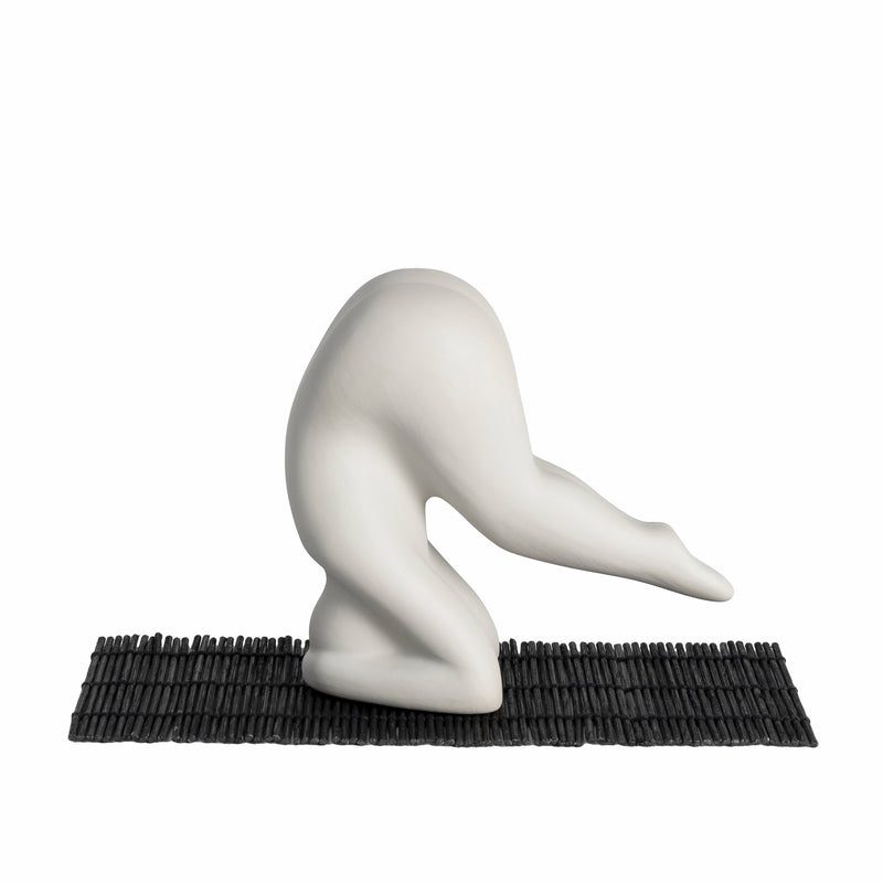 Design House Stockholm - Yoga Skulptur | Nr. 1 / hellgrau
