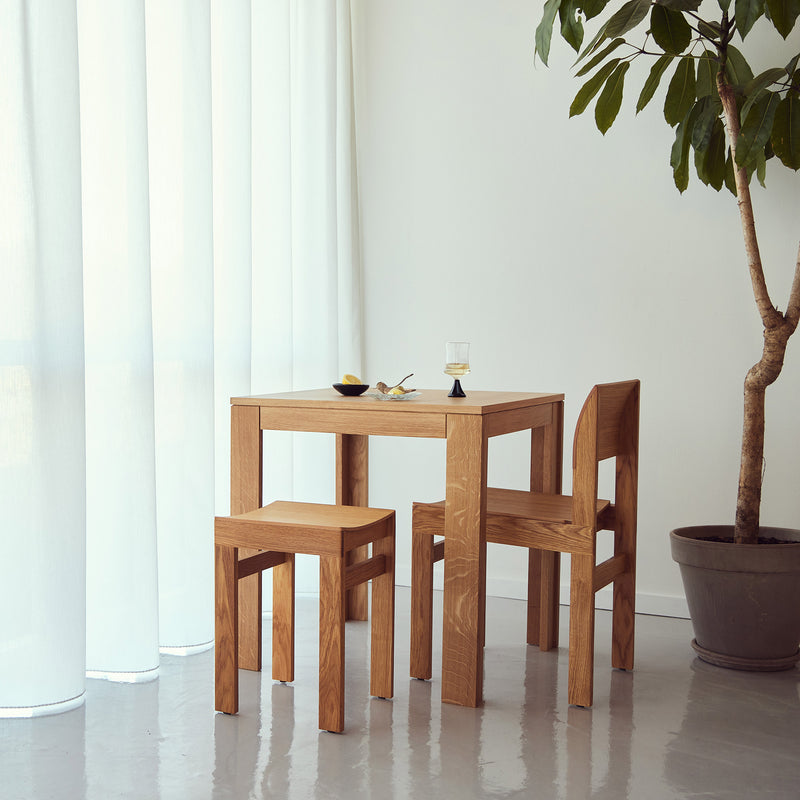 Form &amp; Refine - Sonder Hocker