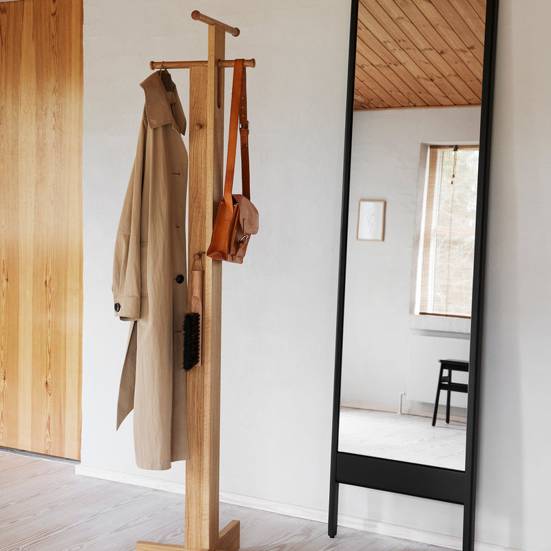 Form &amp; Refine - Foyer Kleiderständer