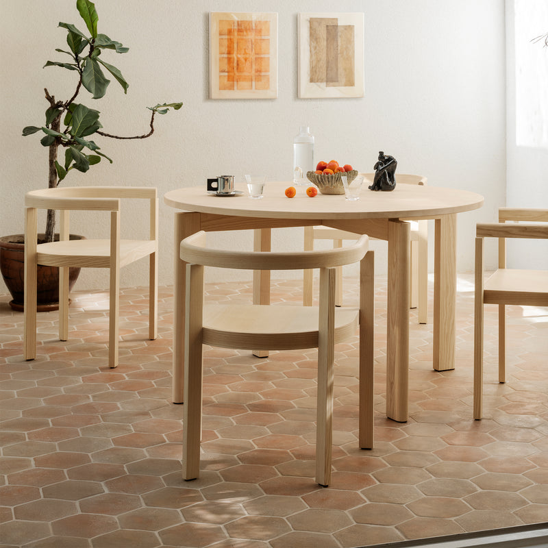 Fritz Hansen - After Esstisch, Ø120 cm | Esche geölt