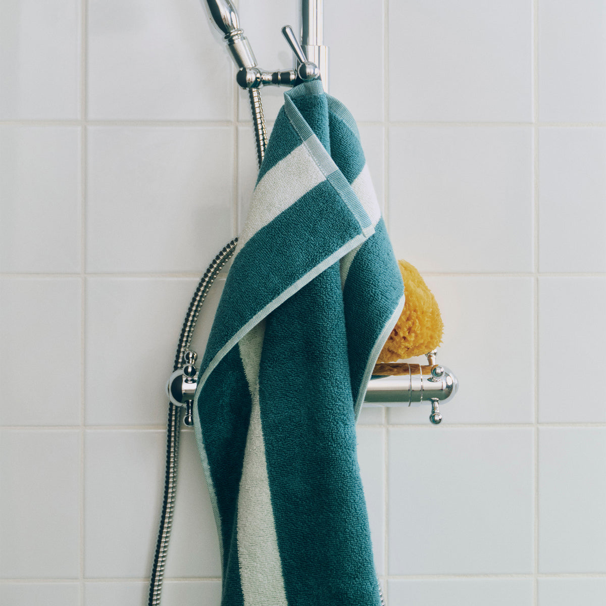 HAY - Stripe Handtuch | petrol blue