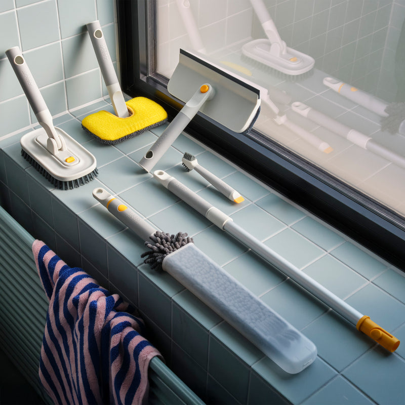 Joseph Joseph - CleanTech Bürstenset mit Scheuerbürste und Fliesenbürste