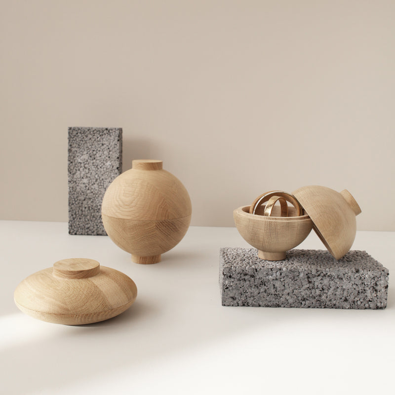 Kristina Dam Studio - Wooden Galaxy Aufbewahrung