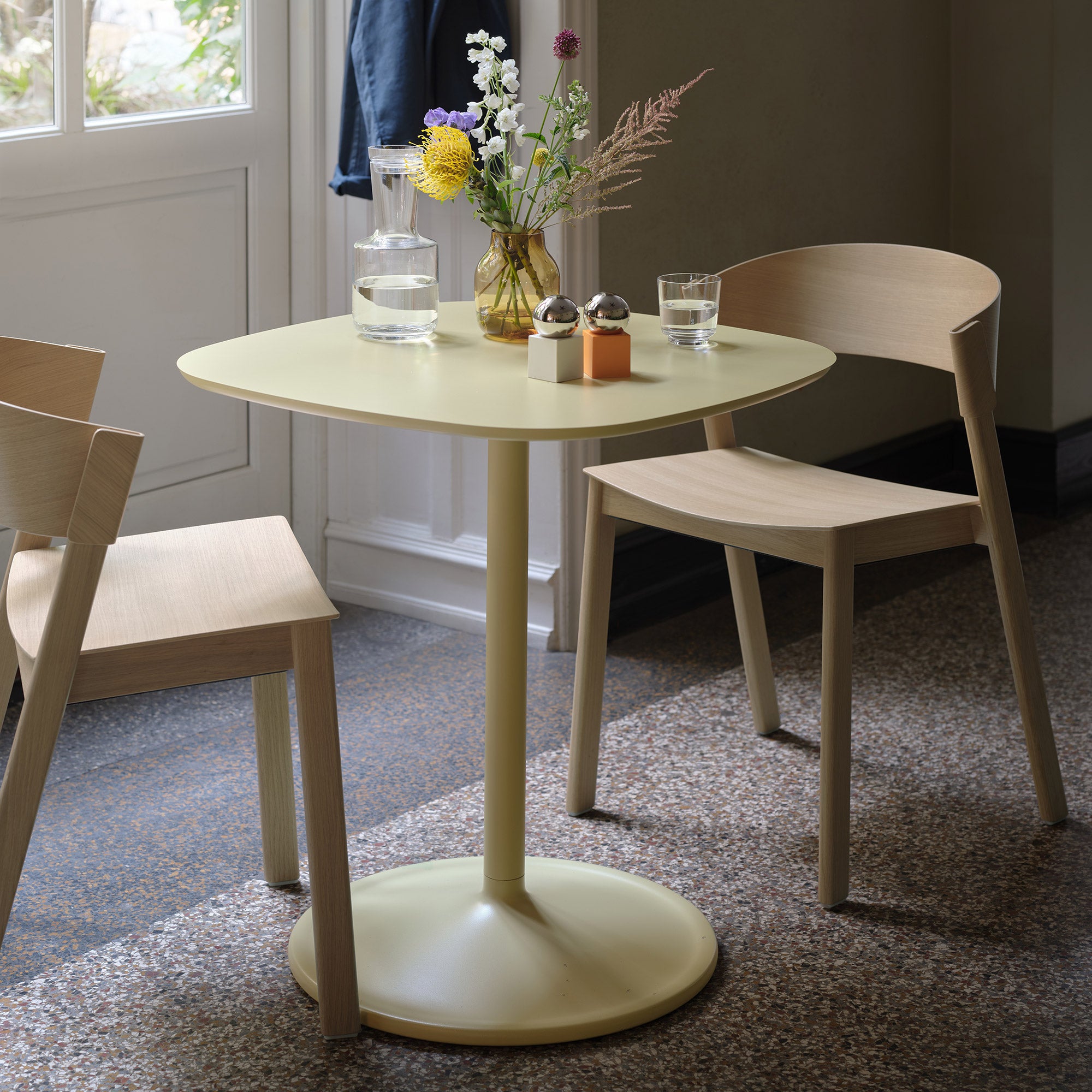 MUUTO - COVER SIDE CHAIR 2脚セット デンマーク Cover Side Chair by Muuto | Connox Shop