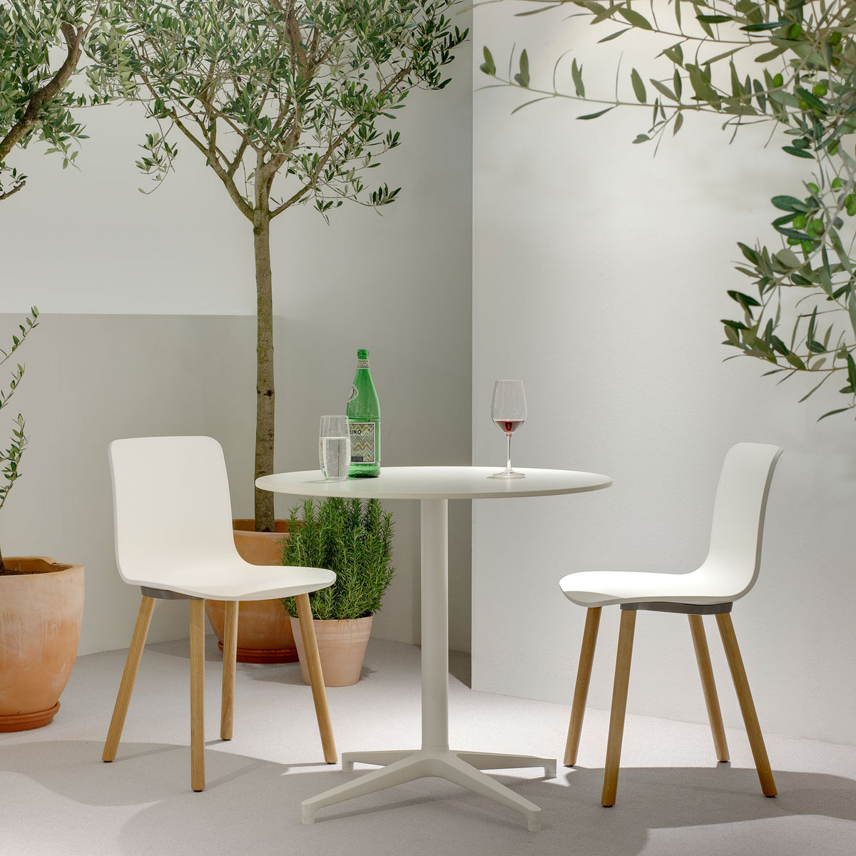 Vitra - Hal RE Wood Stuhl | Filzgleiter / baumwollweiß
