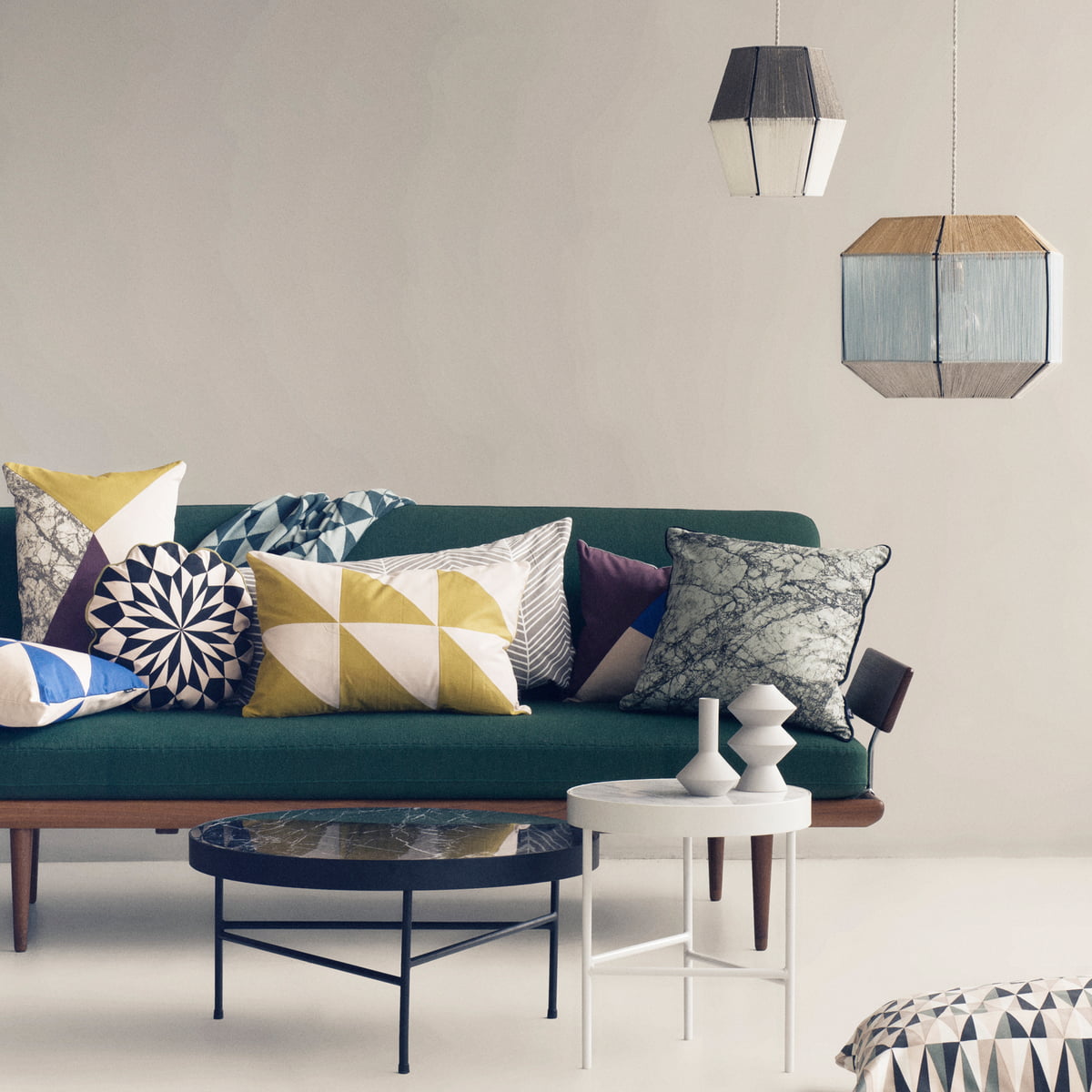 Marble Table Ambiente