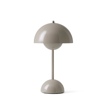 Table lamps |